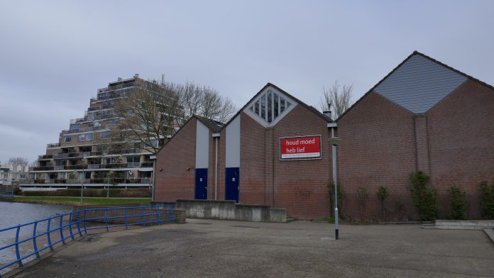 Ontmoetingskerk, Sterrenburg, Dordrecht